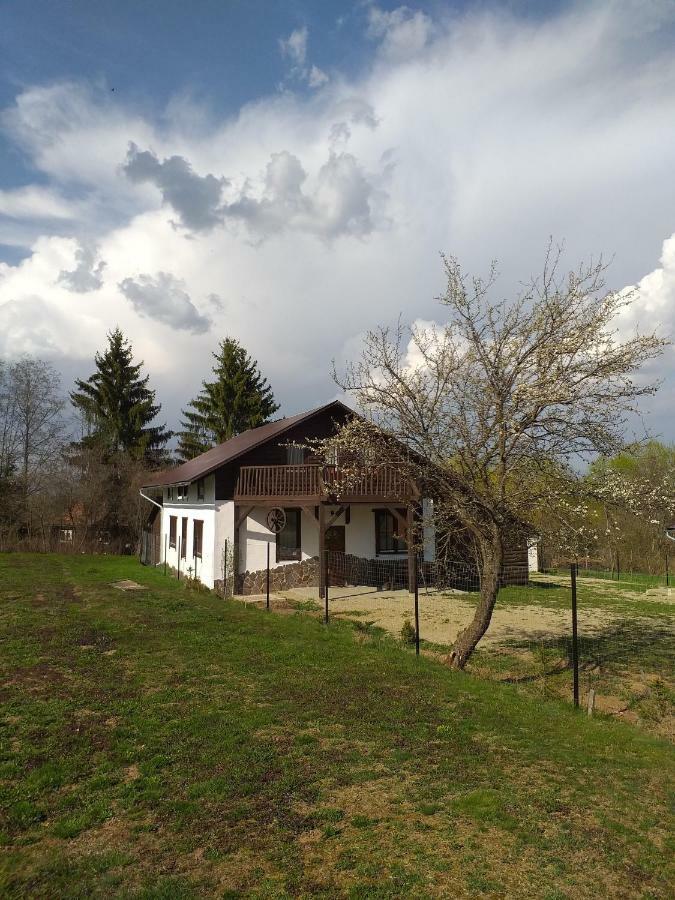 Ciumani Kristof Vendeghaz 빌라 외부 사진